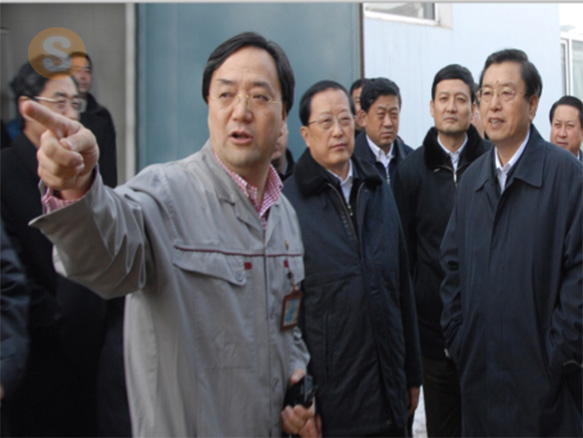 2012年3月21日中共中央政治局常委、全國(guó)人大常委會(huì)委員長(zhǎng)張德江（時(shí)任國(guó)務(wù)院副總理）蒞臨公司視察